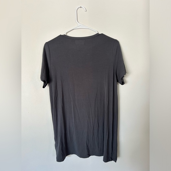 NWOT Jackson Rowe Women’s “Knotty” Tee - Picture 9 of 10